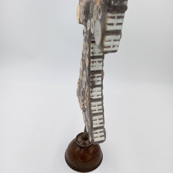 Button Sculpture Folk Art OOAK Memory Jug Style Forget Me Not Assemblage Found - Picture 5 of 16